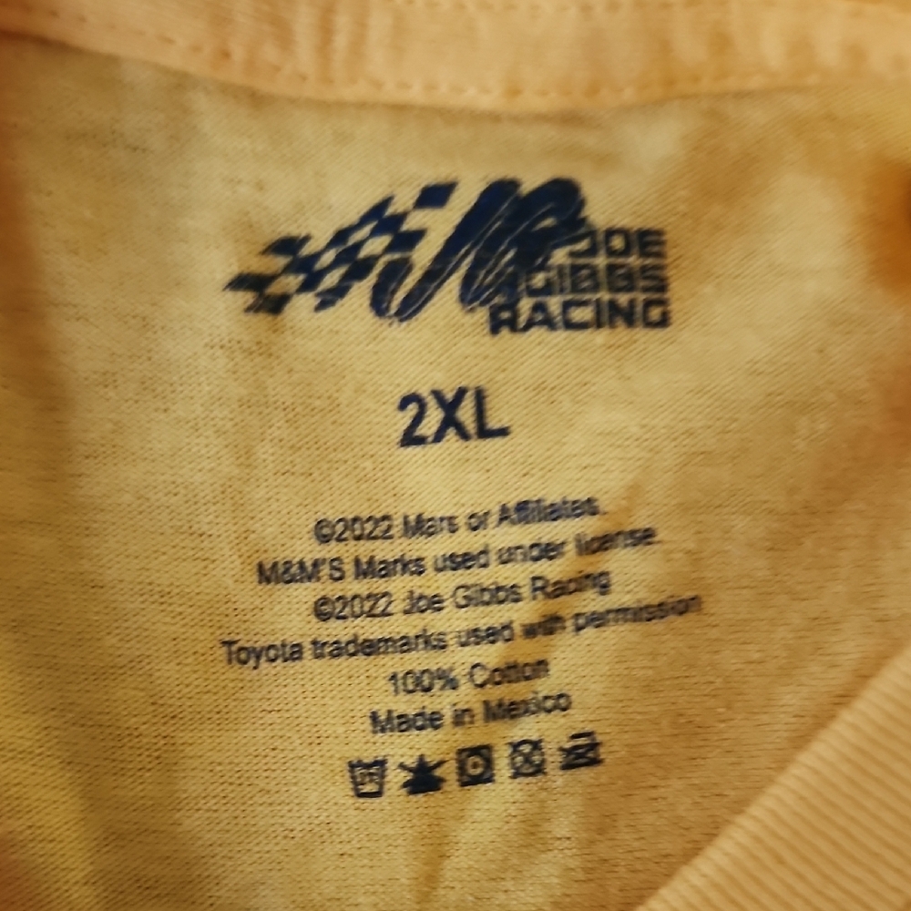 M&M Kyle Busch #18 Yellow Graphic T-Shirt - Picture 3 of 6